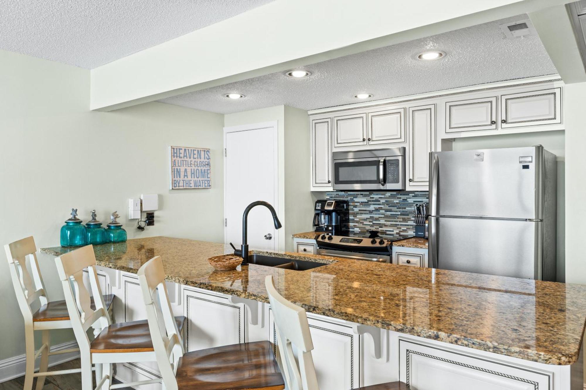 Edgewater Beach Resort By Panhandle Getaways Panama City Beach Room photo