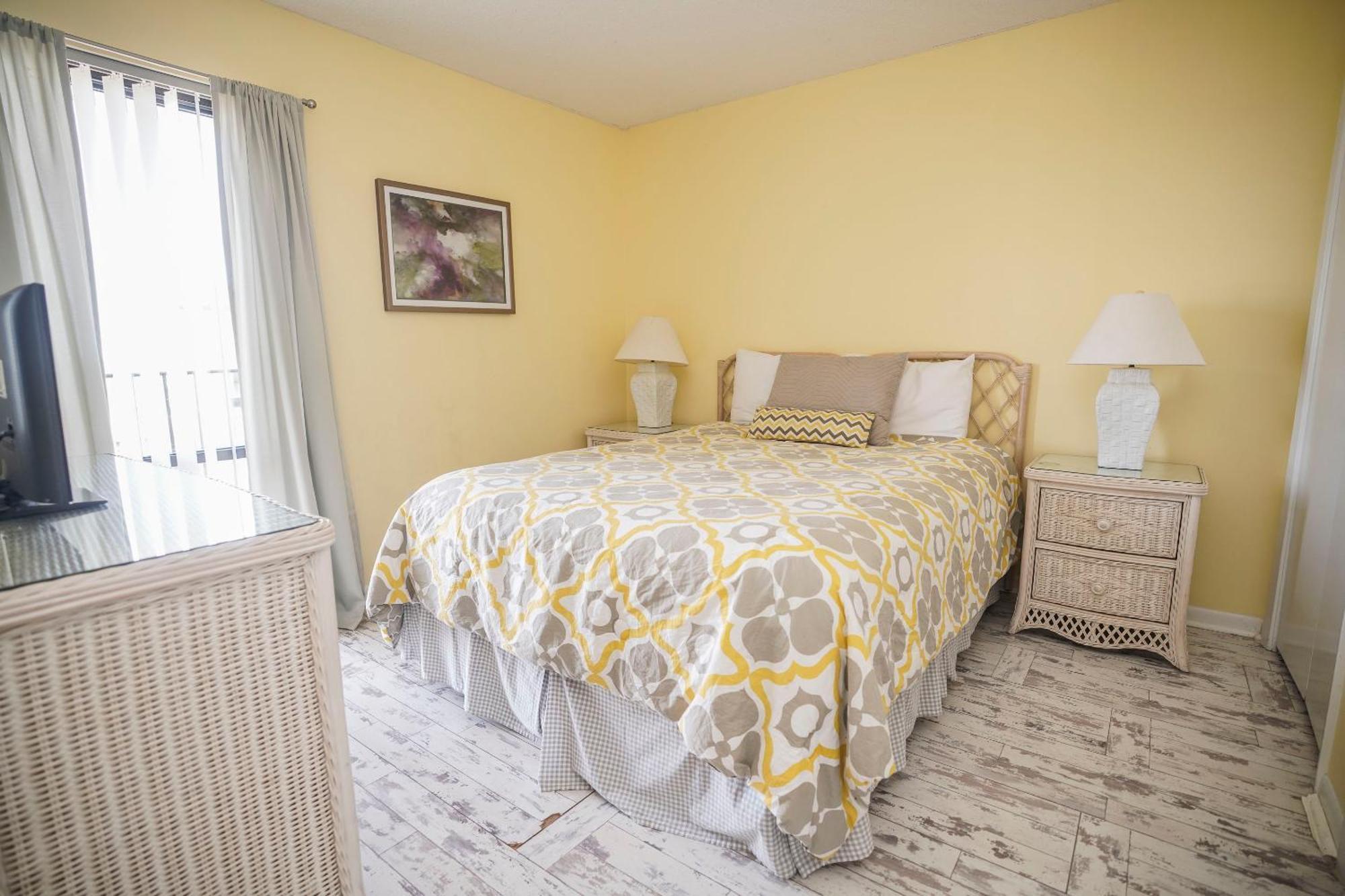 Edgewater Beach Resort By Panhandle Getaways Panama City Beach Room photo